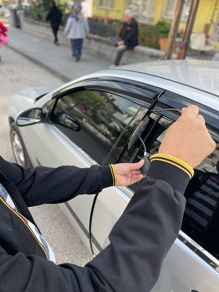 Ulamış Oto Kilitçisi